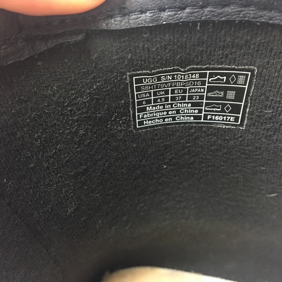 UGG Paxton Rainboots Size 6 NEW - Picture 4 of 7